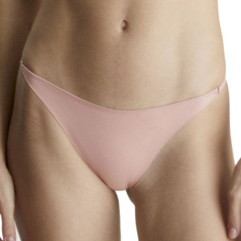 Se Calvin Klein Trusser Minimalist Thong Lyserosa Small Dame ved Timarco