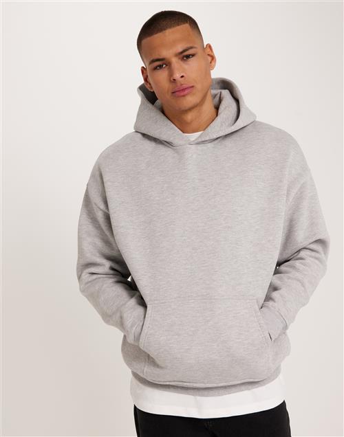 Se Que Sera Sera Cozy Hoodie Hoodies Grå Melange ved NLY Man