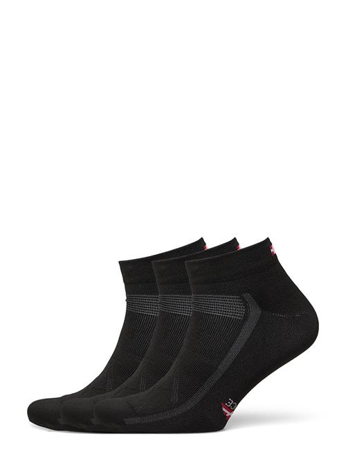 Se Danish Endurance Cycling Low-Cut Socks 3-Pack Danish Endurance Black ved Booztlet