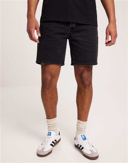 Neuw Lou Short Transit Denimshorts Sort