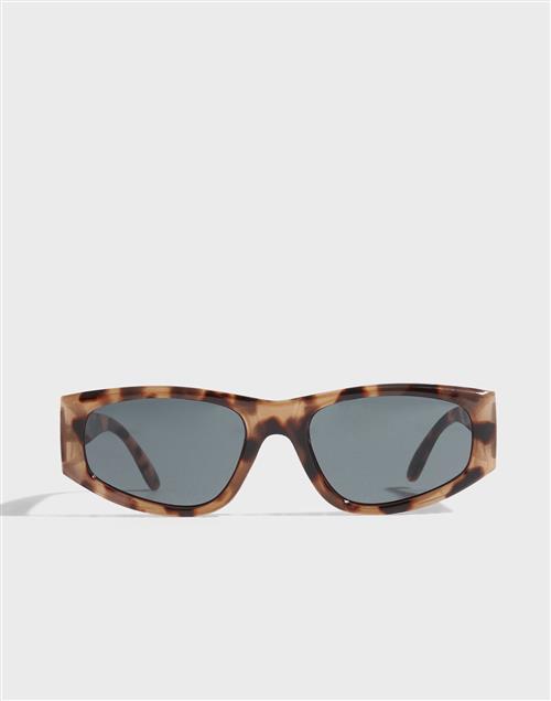 Nelly - Sort - Effortless Sunnies