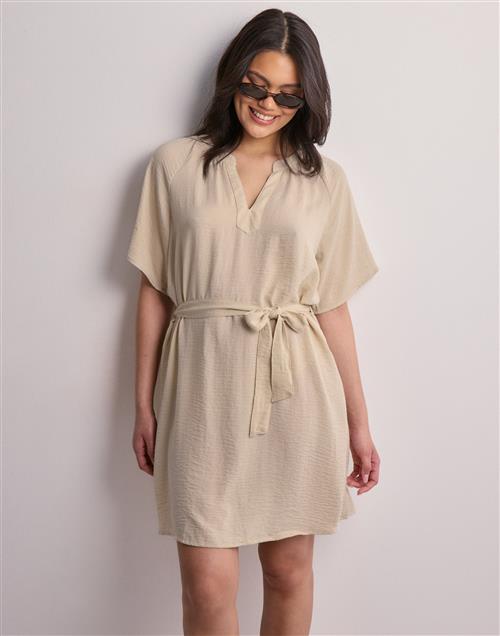 JDY - Beige - Jdydivya Life S/S V-Neck Dress Wvn