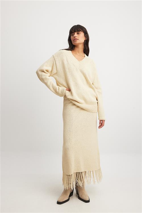 NA-KD Strikket midi-nederdel med frynser - Beige