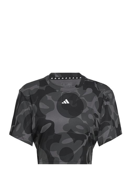 Se adidas Performance Tr-Es Aop T Adidas Performance Black ved Booztlet