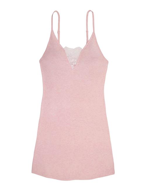 Se Dorina Acacia Dress Dorina Pink ved Booztlet