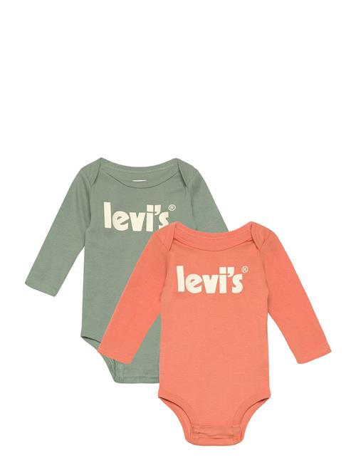 Se Levi's Levi's® Poster Logo Long Sleeve Bodysuit 2-Pack Levi's Patterned ved Booztlet