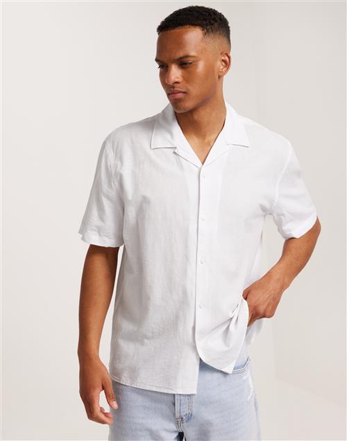 Selected Homme Slhrelaxnew-Linen Shirt Ss Resort Hørskjorter Bright White