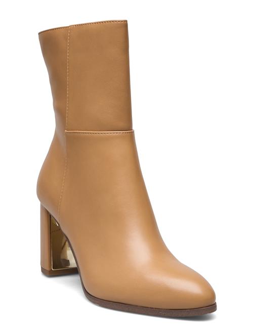 Se Tamaris Women Boots Tamaris Brown ved Booztlet