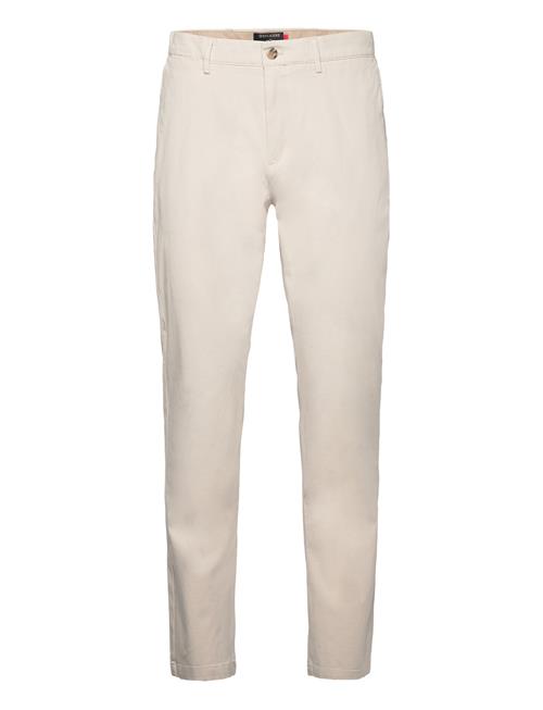 Se Dockers Motion Chino Slim Dockers Cream ved Booztlet