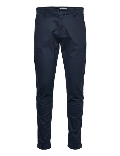 Se Knowledge Cotton Apparel Luca Slim Twill Chino Pants - Gots/ Knowledge Cotton Apparel Navy ved Booztlet