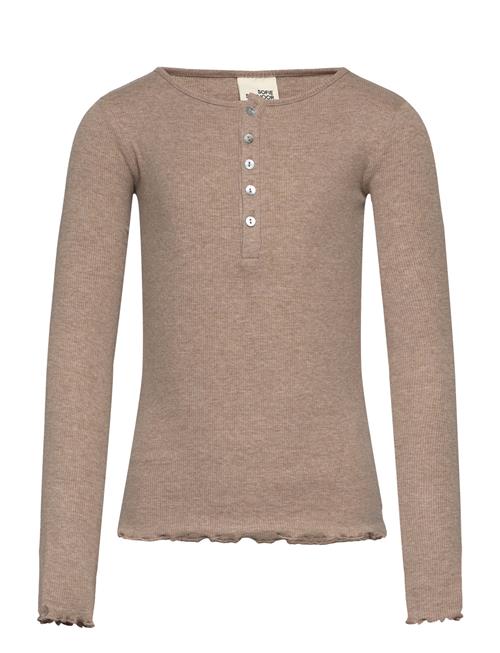 Se Sofie Schnoor Young T-Shirt Long-Sleeve Sofie Schnoor Young Beige ved Booztlet