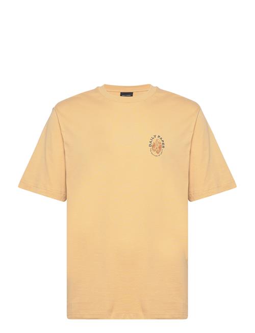 Se Daily Paper Identity Ss T-Shirt Daily Paper Beige ved Booztlet