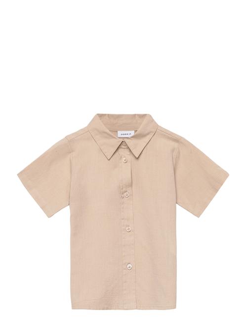 Se name it Nmmhommas Ss Shirt Name It Beige ved Booztlet