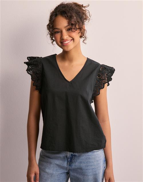 Only - Sort - Onllou Life Emb S/S Frill Top Ptm