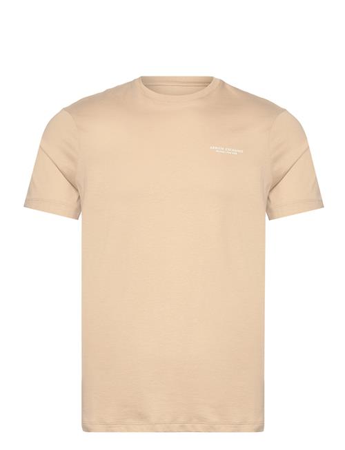 Se Armani Exchange T-Shirt Armani Exchange Cream ved Booztlet