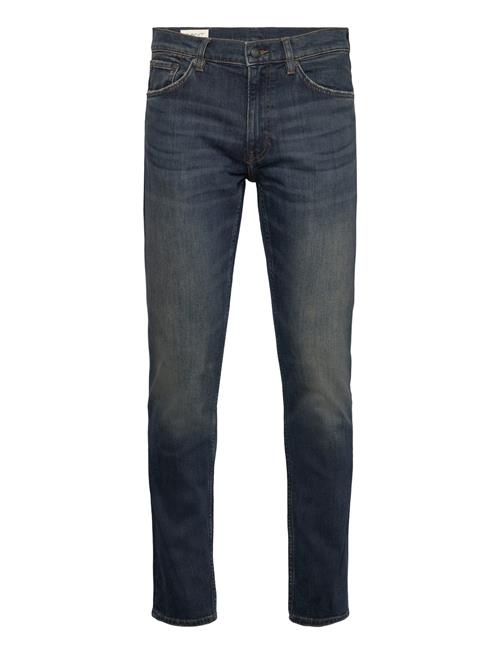 Se GANT Regular Archive Wash Jeans GANT Blue ved Booztlet