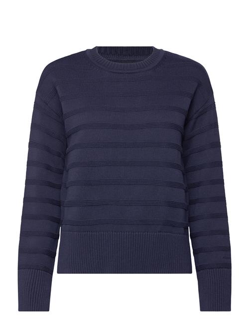 Se GANT Tonal Striped Cotton C-Neck GANT Navy ved Booztlet