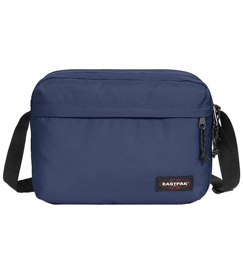 Se Eastpak Eastpak Skuldertaske - Crosser - 16L - Boat Navy ved KidsWorld