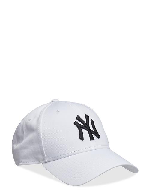 Se New Era 940 Leag Basic Neyyan White/B New Era White ved Booztlet