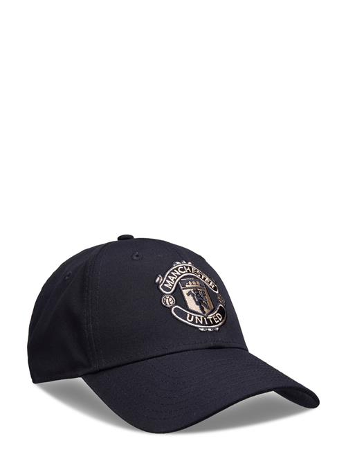 Se New Era Seasonal Pop 9Forty Manutd New Era Black ved Booztlet