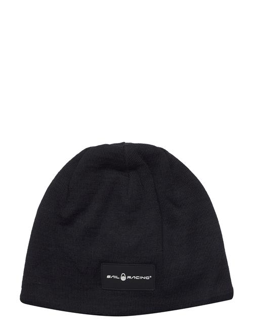 Se Sail Racing Race Infinium Beanie Sail Racing Black ved Booztlet