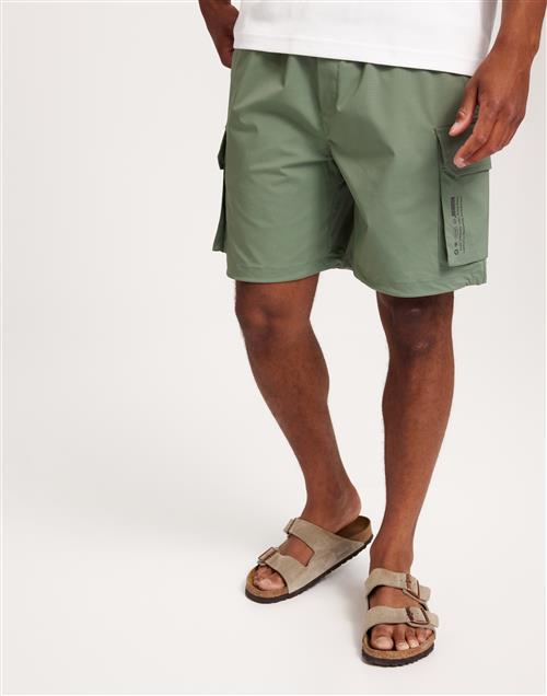 Woodbird WBBommy Rib-Tech Cargo Shorts Cargo shorts Grøn