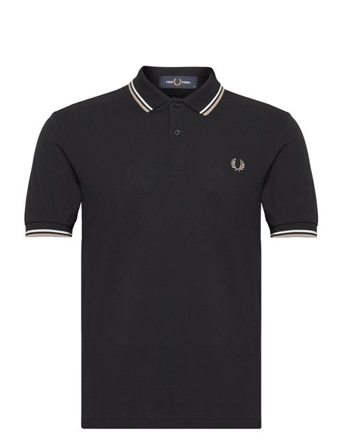 Se Fred Perry Twin Tipped Fp Shirt Fred Perry Black ved Booztlet