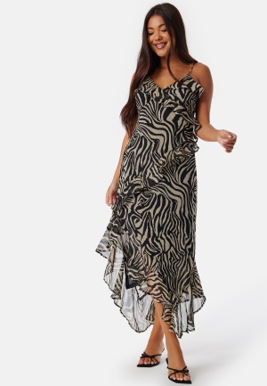 Se ONLY Onlasta life strap frill ankel dress Black/Zebra L ved Bubbleroom