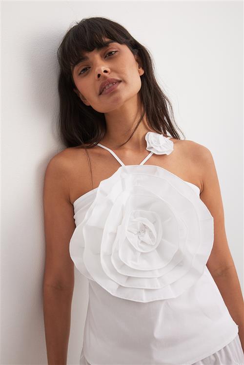 Chloé Schuterman x NA-KD Top med detaljer foran - White