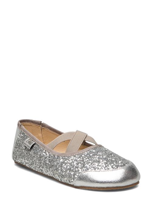 Se Sofie Schnoor Baby and Kids Indoors Shoe Sofie Schnoor Baby And Kids Silver ved Booztlet