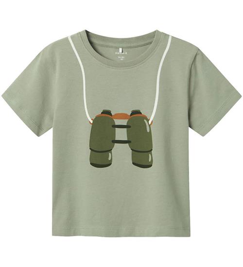 Se Name It T-shirt - NmmFinley - Forest Fog m. Print ved KidsWorld