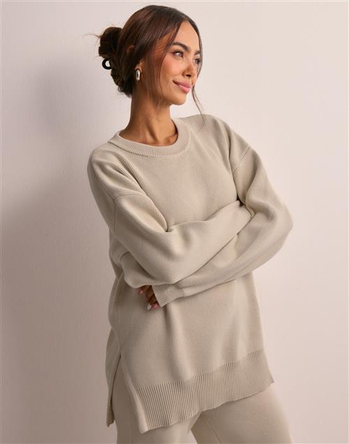 ICANIWILL - Beige - Soft Knit Crewneck