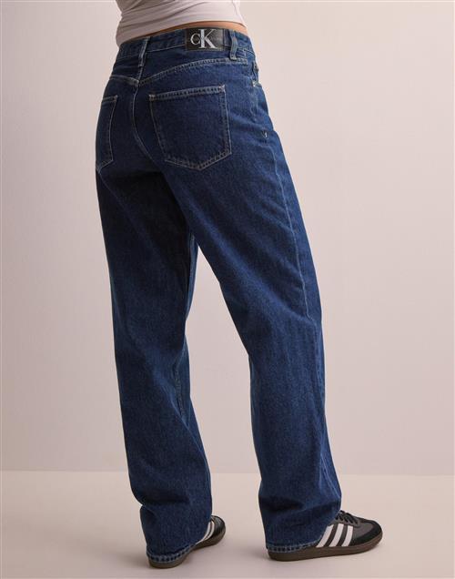 Se Calvin Klein Jeans - Blå - 90S Straight ved Nelly