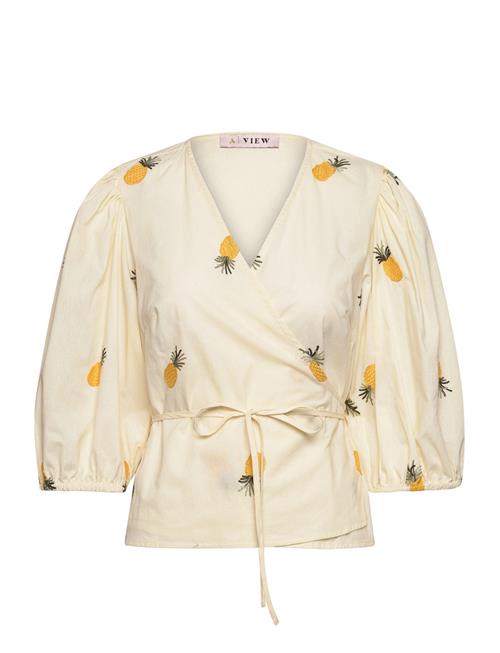 Se A-View Rebekka Fruit Blouse A-View Yellow ved Booztlet