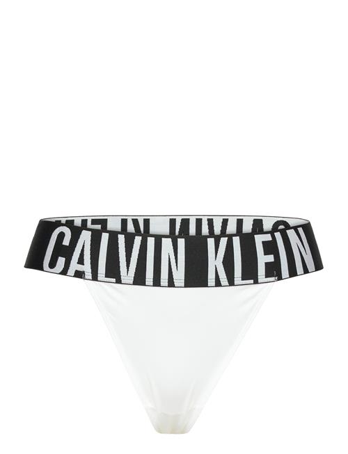 Se Calvin Klein High Leg Thong Calvin Klein White ved Booztlet