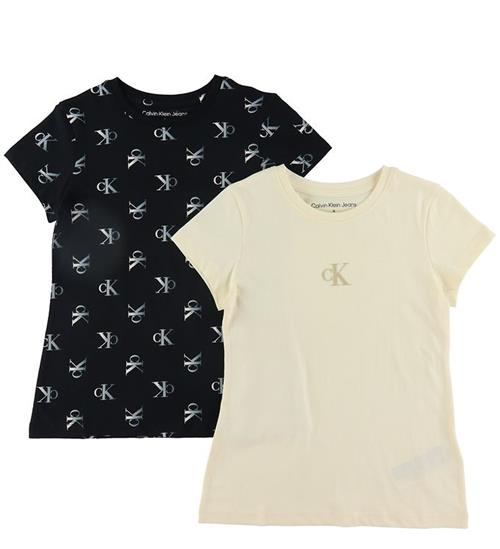 Se Calvin Klein Calvin Klein T-shirt - 2-pak - Black Monogram Aop/Afterglow ved KidsWorld