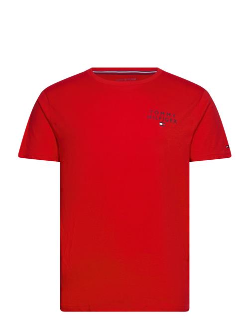 Se Tommy Hilfiger Cn Ss Tee Logo Tommy Hilfiger Red ved Booztlet