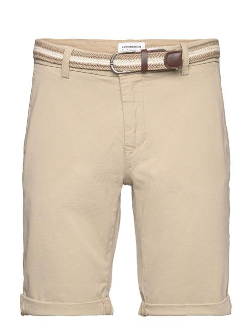 Se Lindbergh Superflex Chino Shorts W?. Belt Lindbergh Beige ved Booztlet