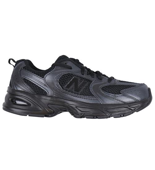 Se New Balance Sko - 530 - Sort ved KidsWorld