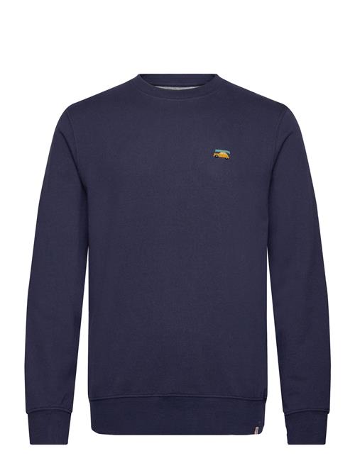 Se Revolution Crewneck Revolution Navy ved Booztlet