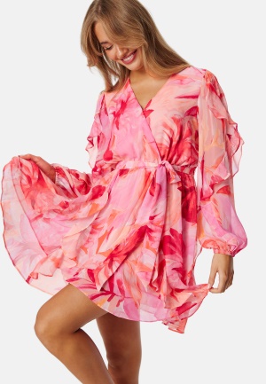 Se FOREVER NEW Cinzia Ruffle Mini Dress Pink/Orange 36 ved Bubbleroom