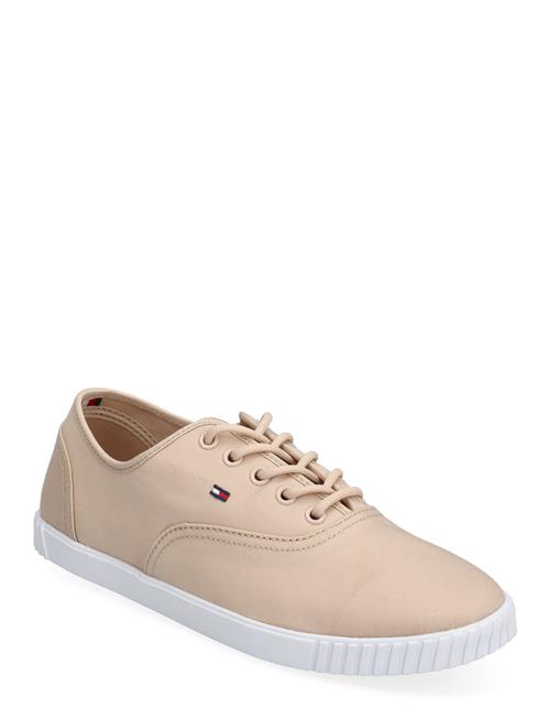 Se Tommy Hilfiger Canvas Lace Up Sneaker Tommy Hilfiger Beige ved Booztlet