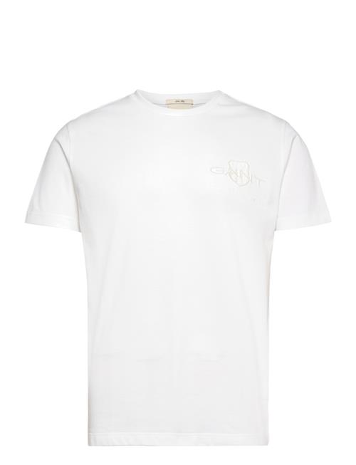 Se GANT Slim Tonal Shield Pique Ss Tshirt GANT White ved Booztlet