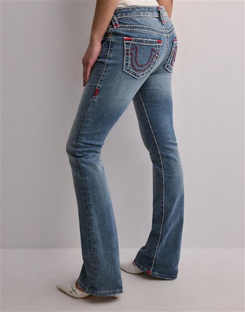 Se True Religion - Blå - Becca Mid Rise Boot Cut Super T ved Nelly