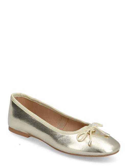 Blossoms Ballerina Steve Madden Gold