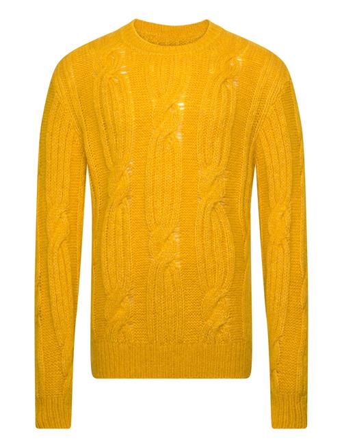 Se GANT Furry Cable Cneck GANT Yellow ved Booztlet