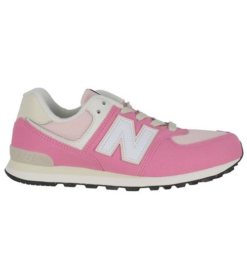 Se New Balance Sko - 574 - Real Pink/Linen ved KidsWorld