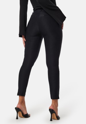 Se BUBBLEROOM Lorene High Waist Stretchy Slit Trousers Black 38 ved Bubbleroom