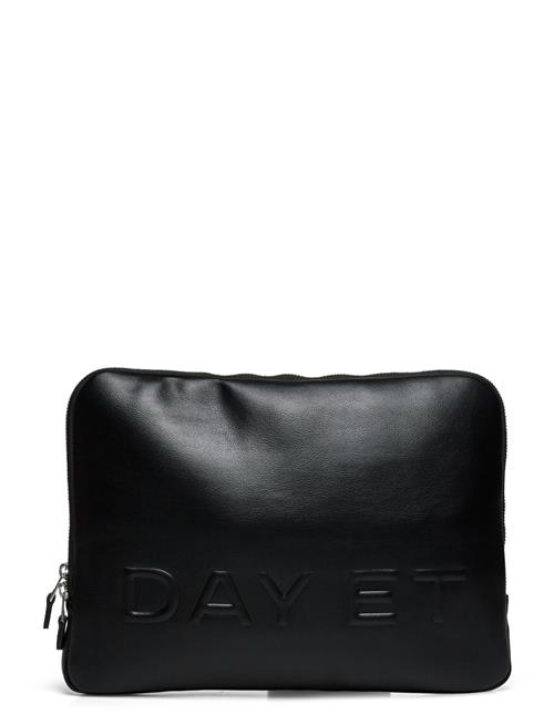 DAY ET Day Rc-Cherie Pu Folder13 DAY ET Black