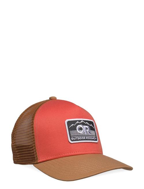 Se Outdoor Research Advocate Trucker Cap Outdoor Research Beige ved Booztlet